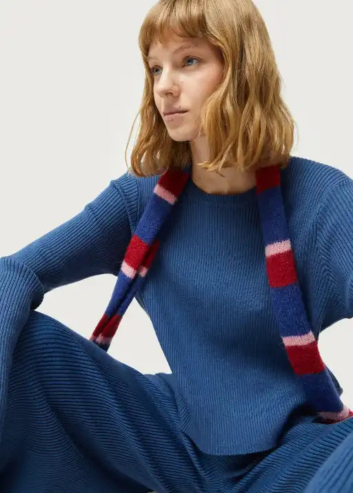 Ribbed Knit Sweater - Blue