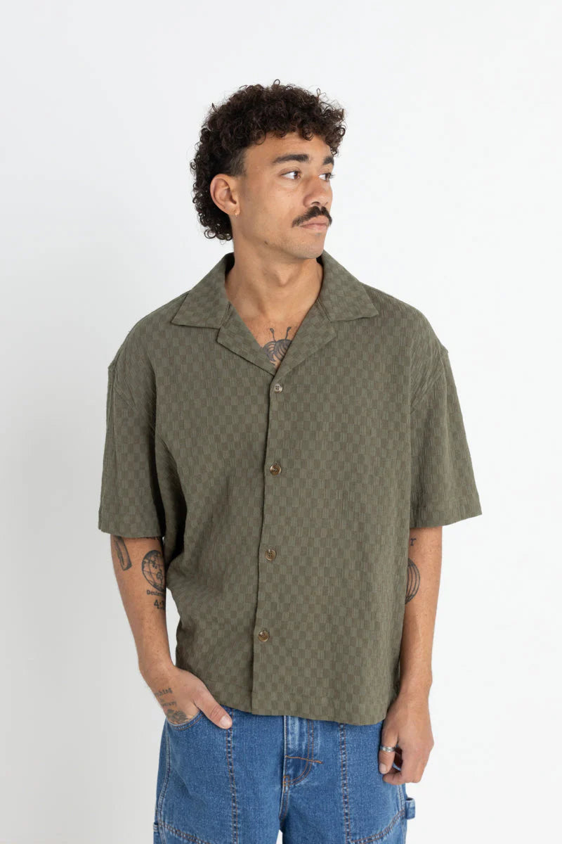 Vibrations Shirt - Olive