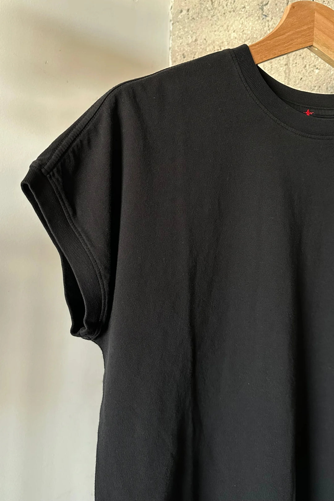 Ease Tee - True Black