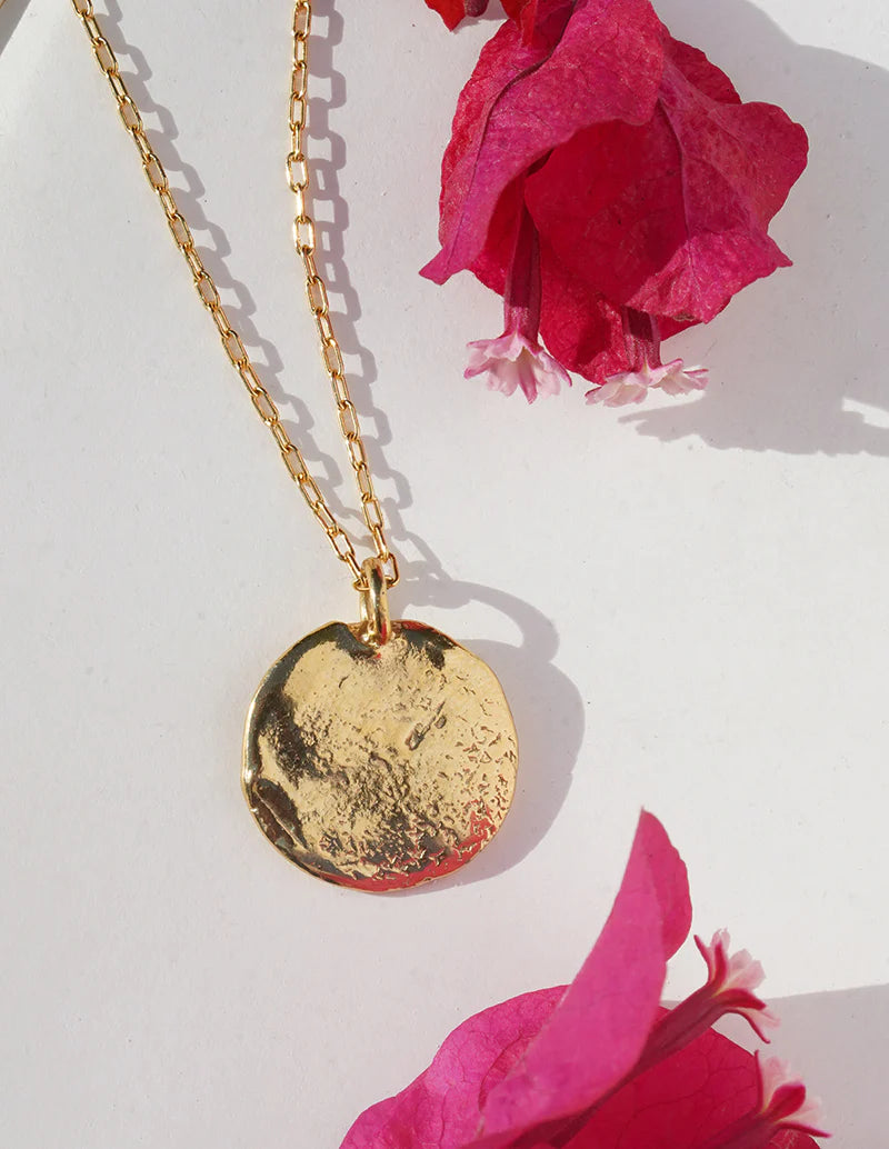 Cache Necklace - Gold